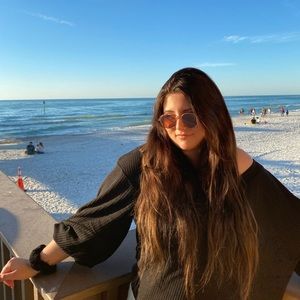 Meet your Posher, Alexandria